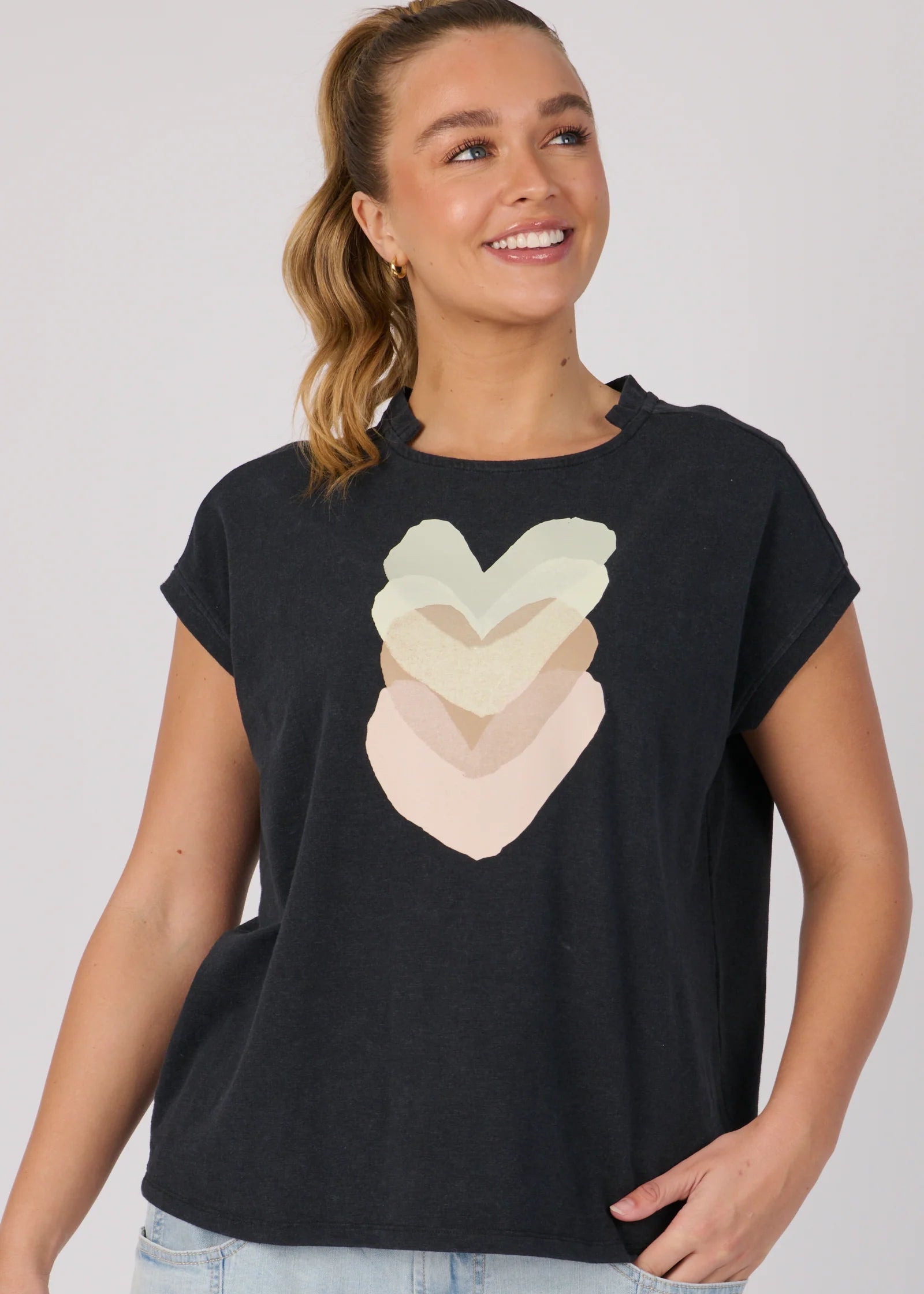 OTW Falling Hearts Shell Tee Black