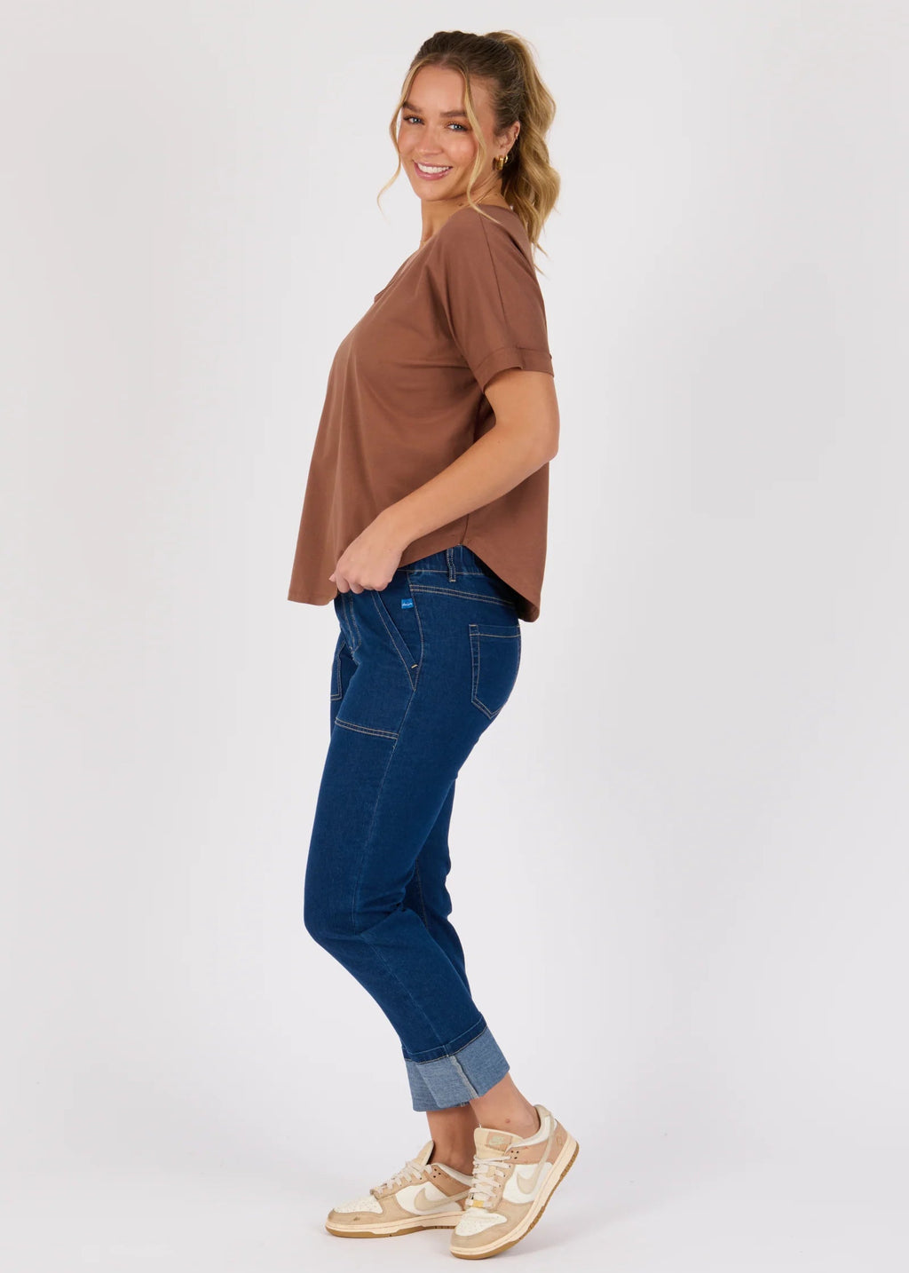 OTW V-Neck Tee Acorn