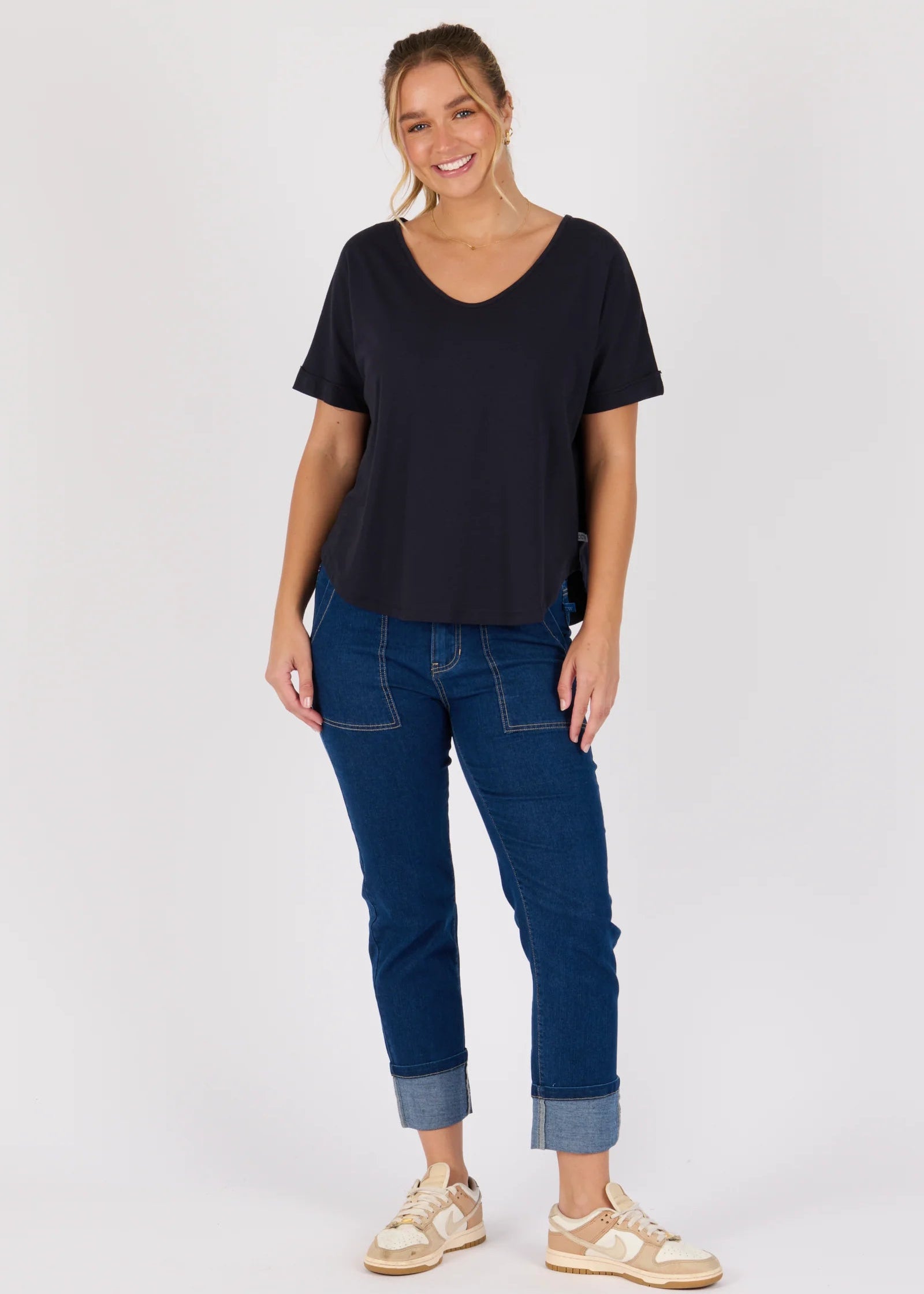 OTW V-Neck Tee Navy