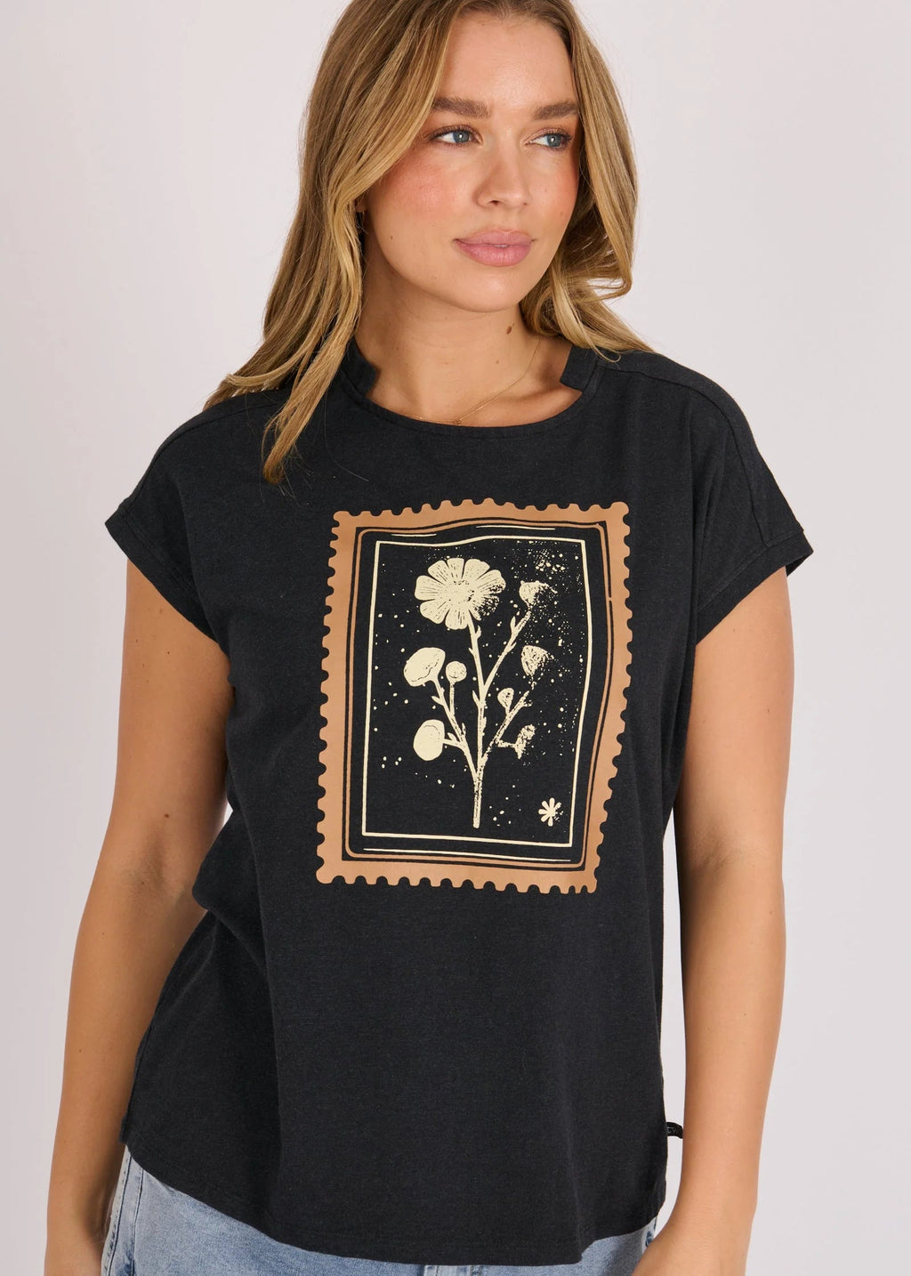 OTW 1/2 Collar Tee Black