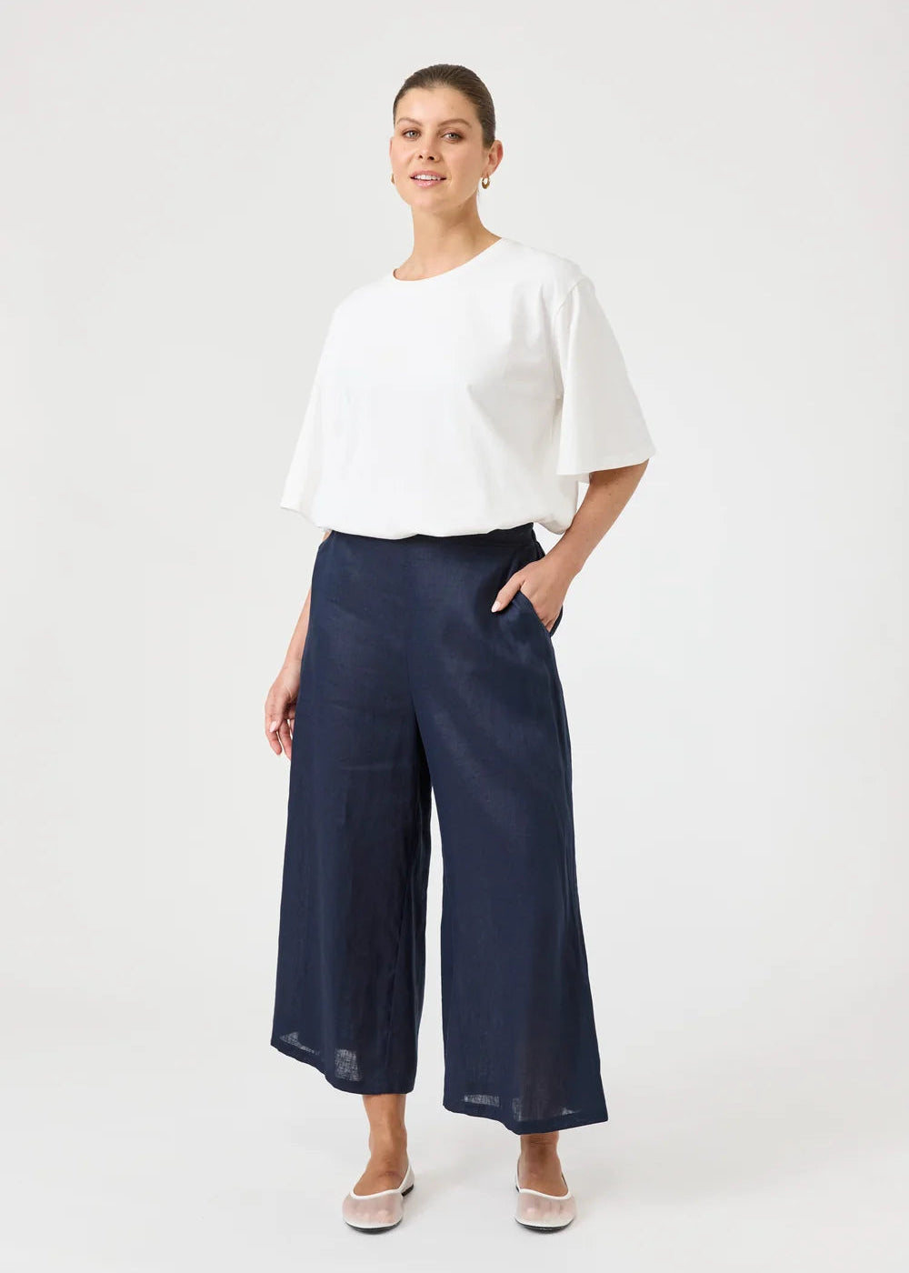 Studio Crop Pant Navy