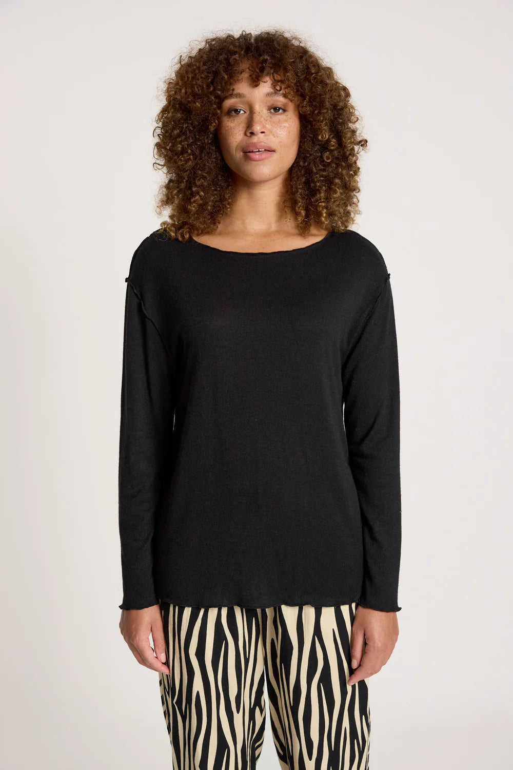 Eb & Ive Aria Long Sleeve Top Black