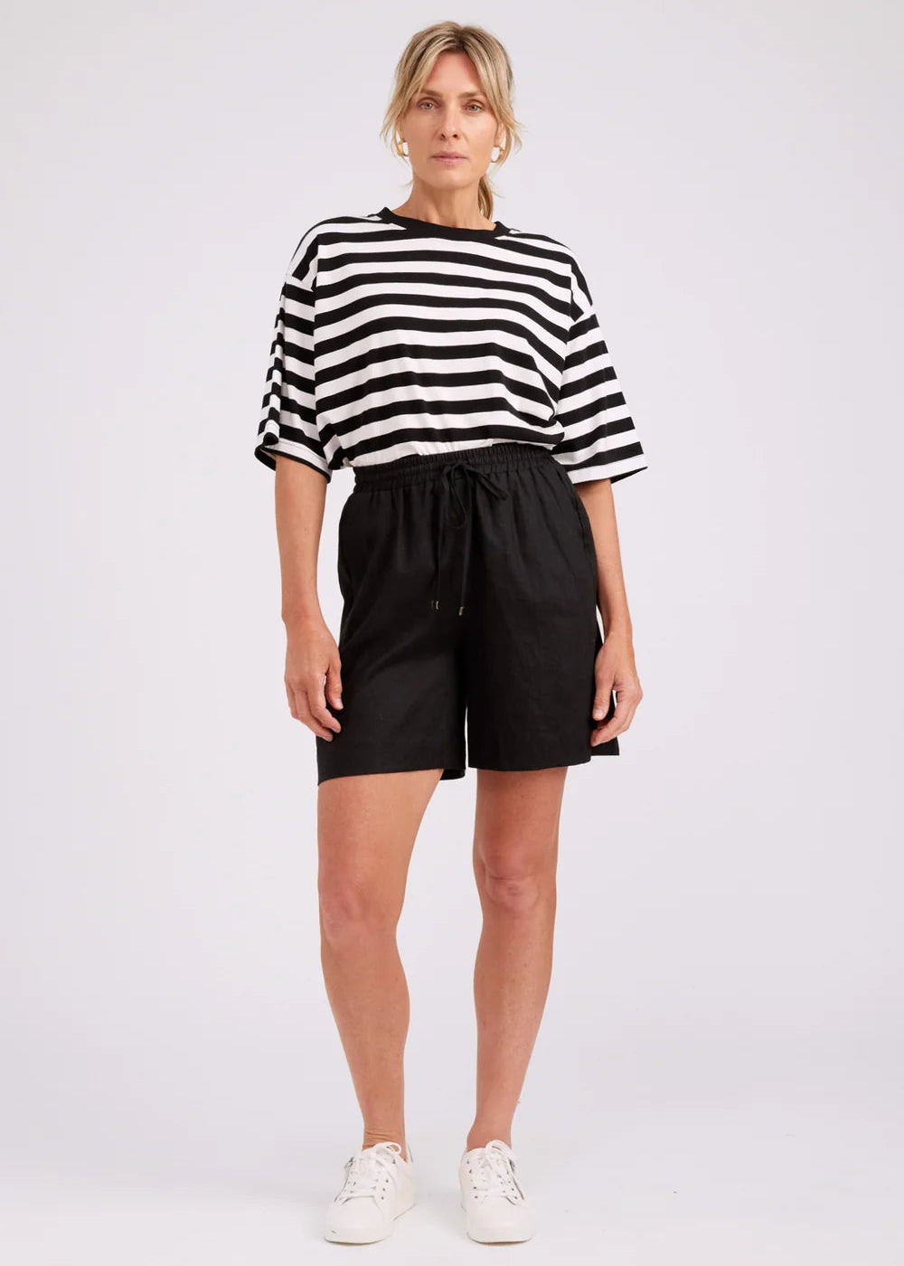 Eb & Ive Bermuda Short Black