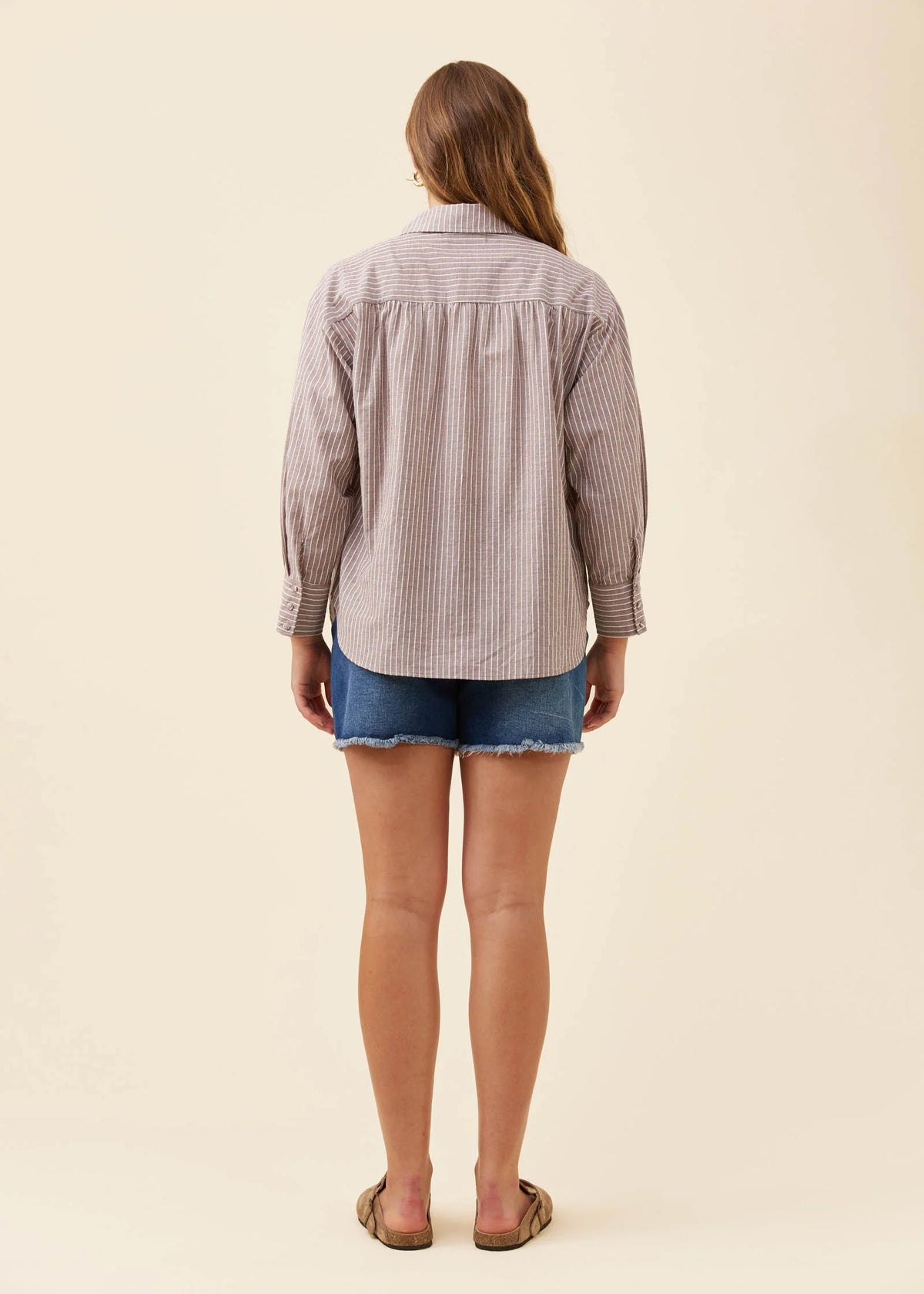 IOM Lyndell Shirt Taupe