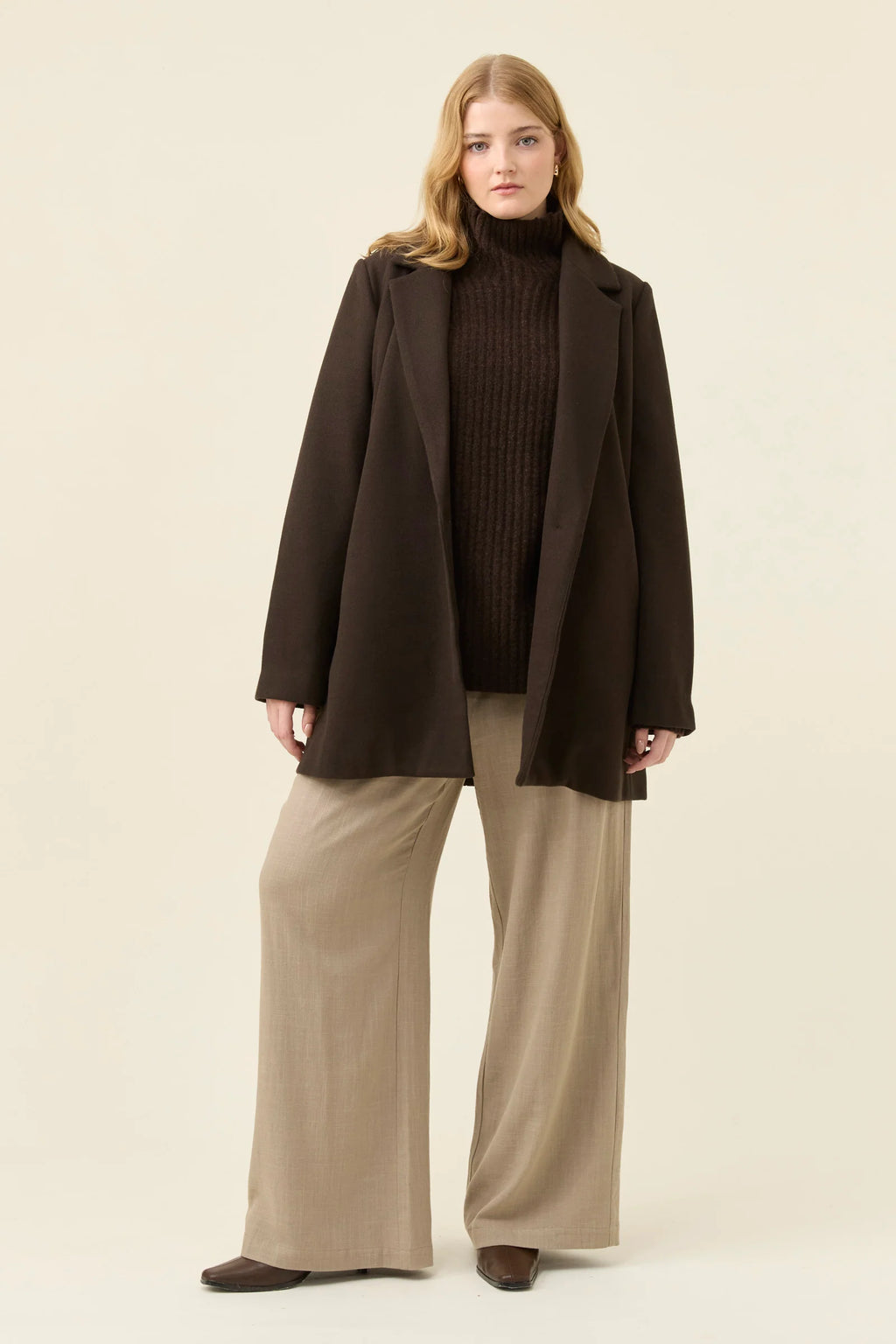 IOM Kali Coat Chocolate