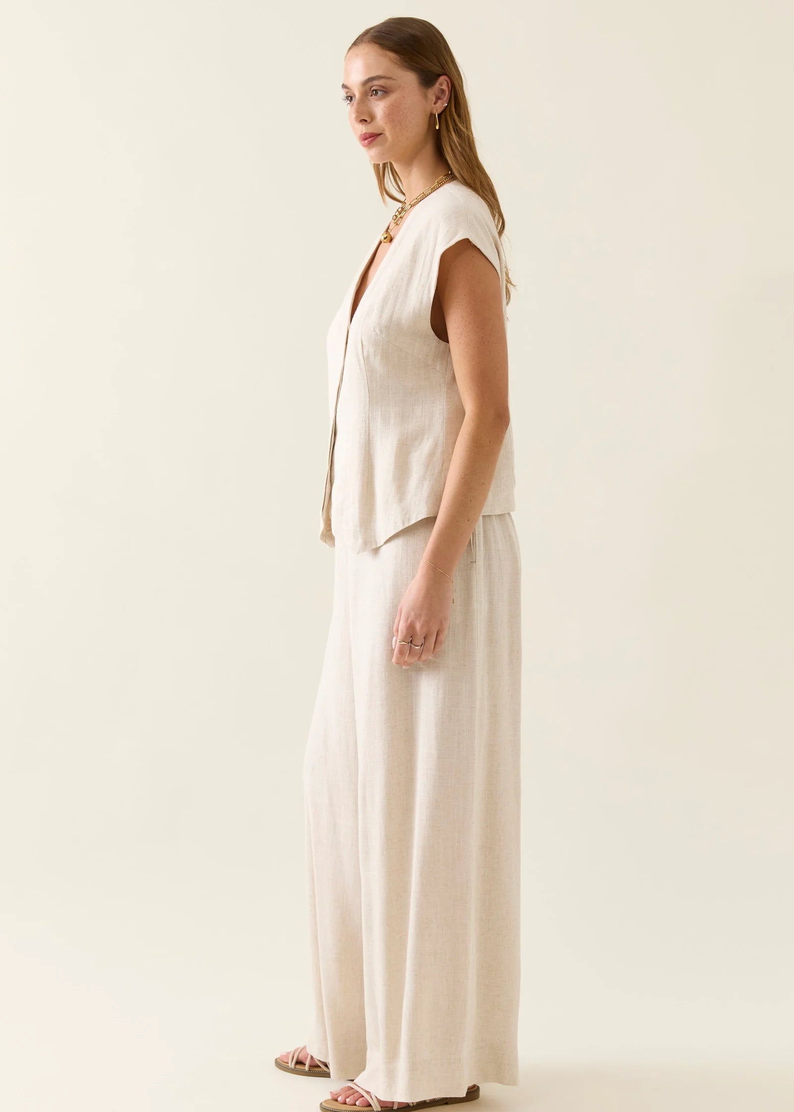 IOM Ingrid Vest Canvas