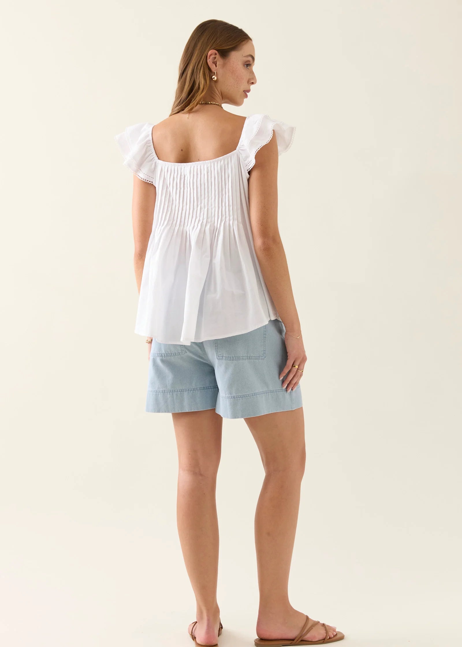 IOM Aurora Frill Tank Lotus