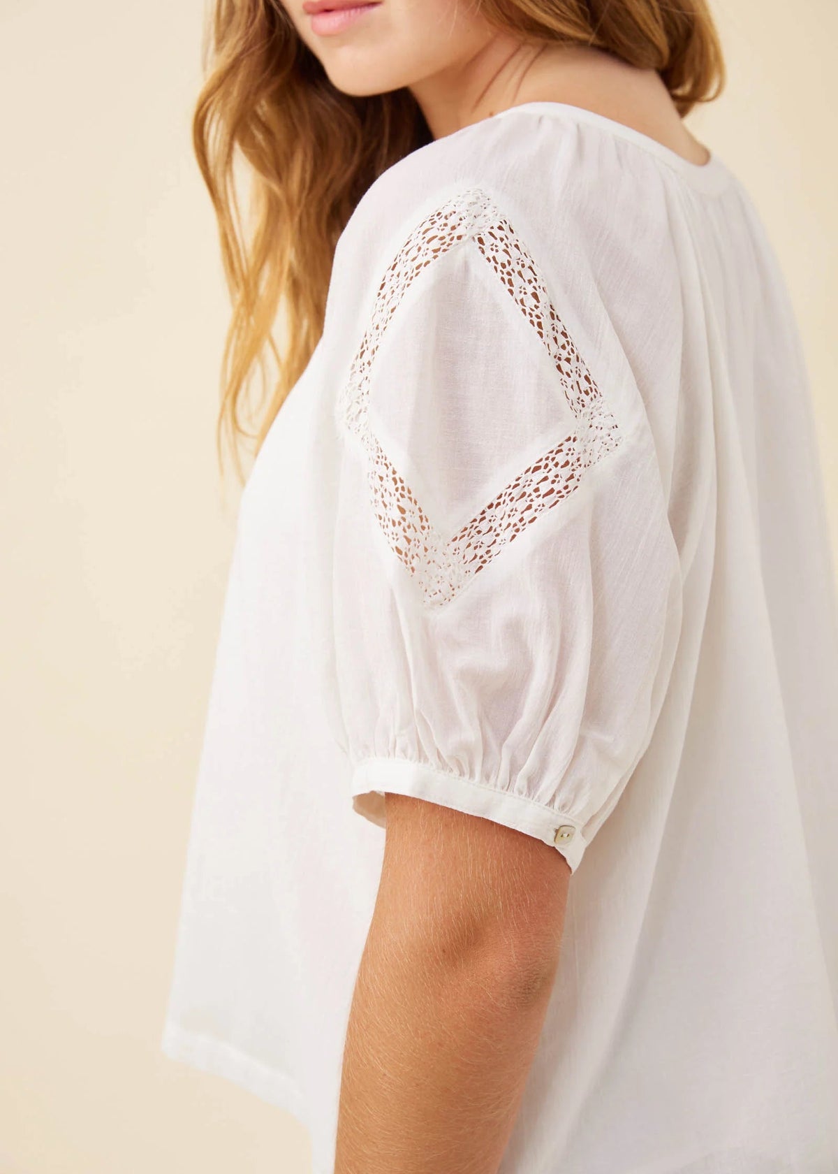 IOM Frances Top White