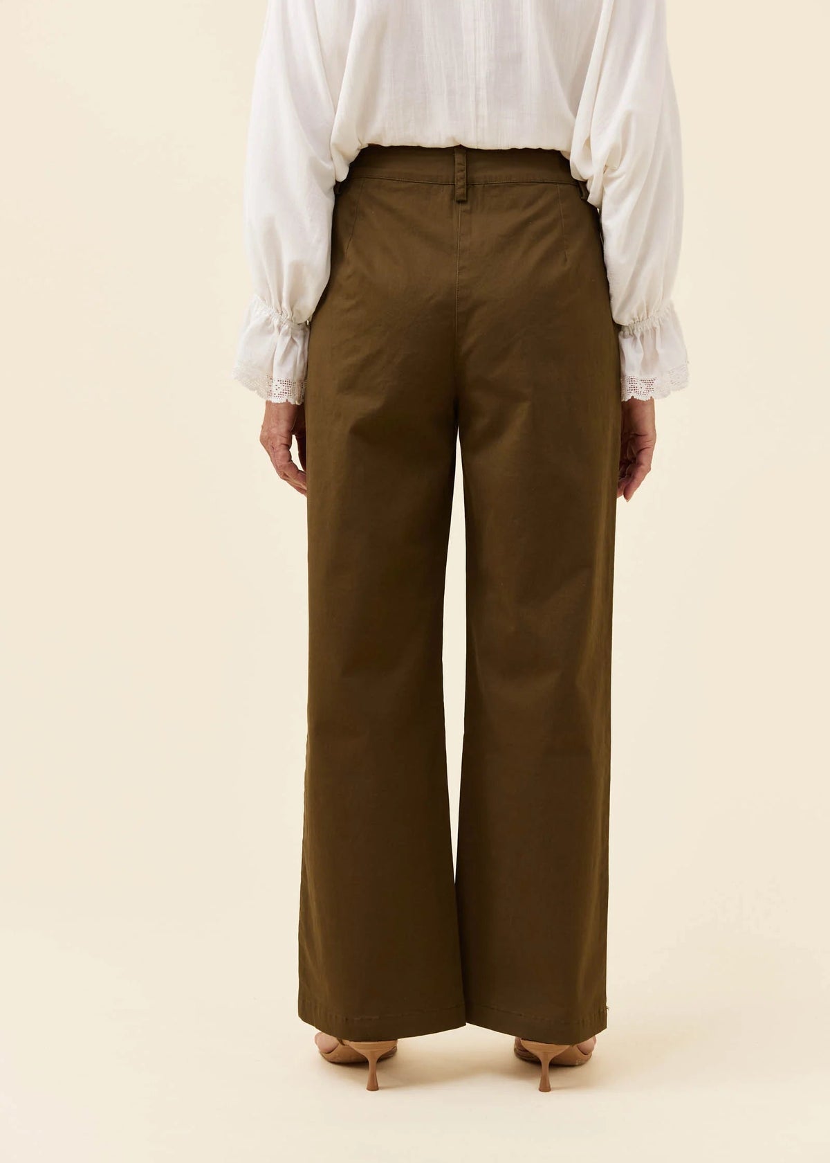 IOM Leonora Pant Olive