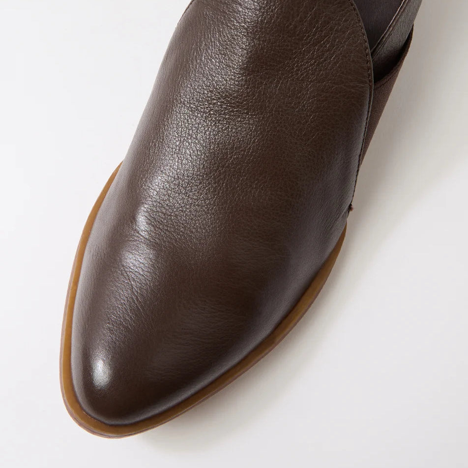 D & J Kefect Leather Choc