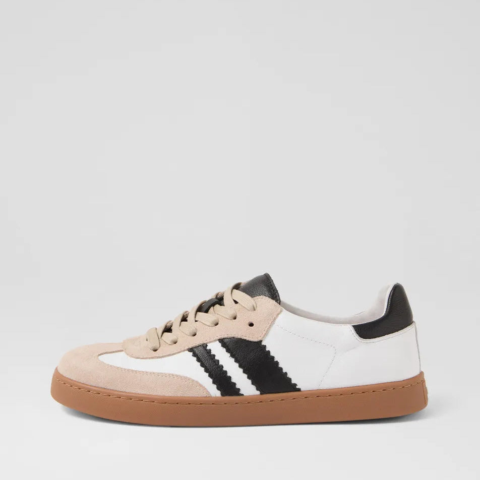 D & J Hanni Beige/White