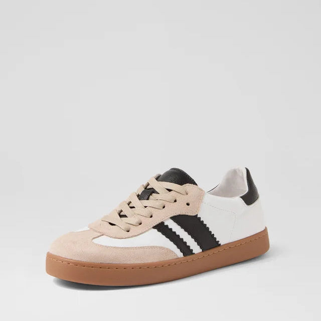 D & J Hanni Beige/White