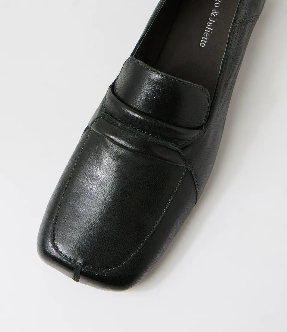 D & J Adonai Loafers Black