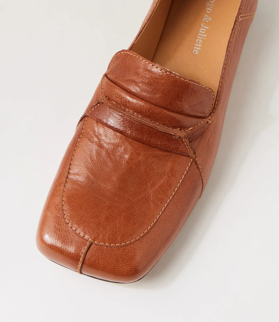 D & J Adonai Loafers Cognac