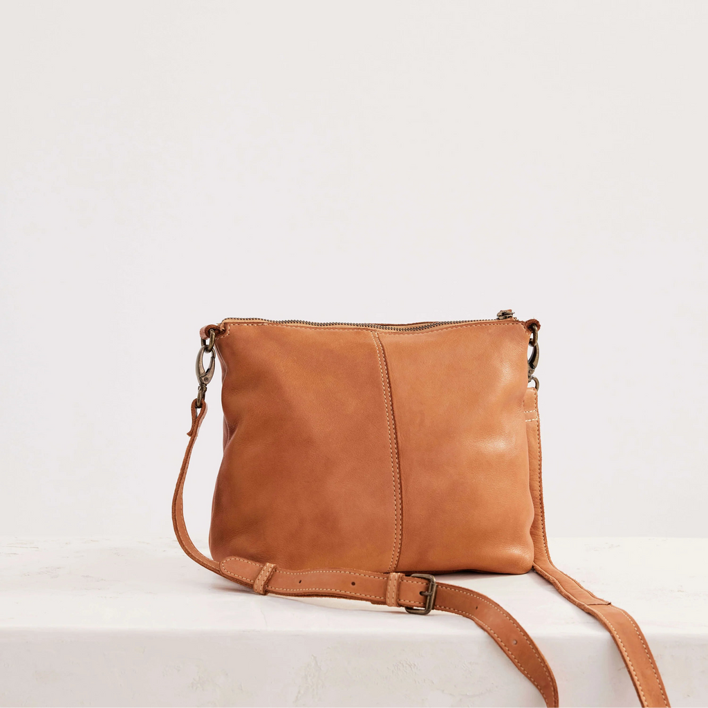 Juju & Co Essential Pouch Tan