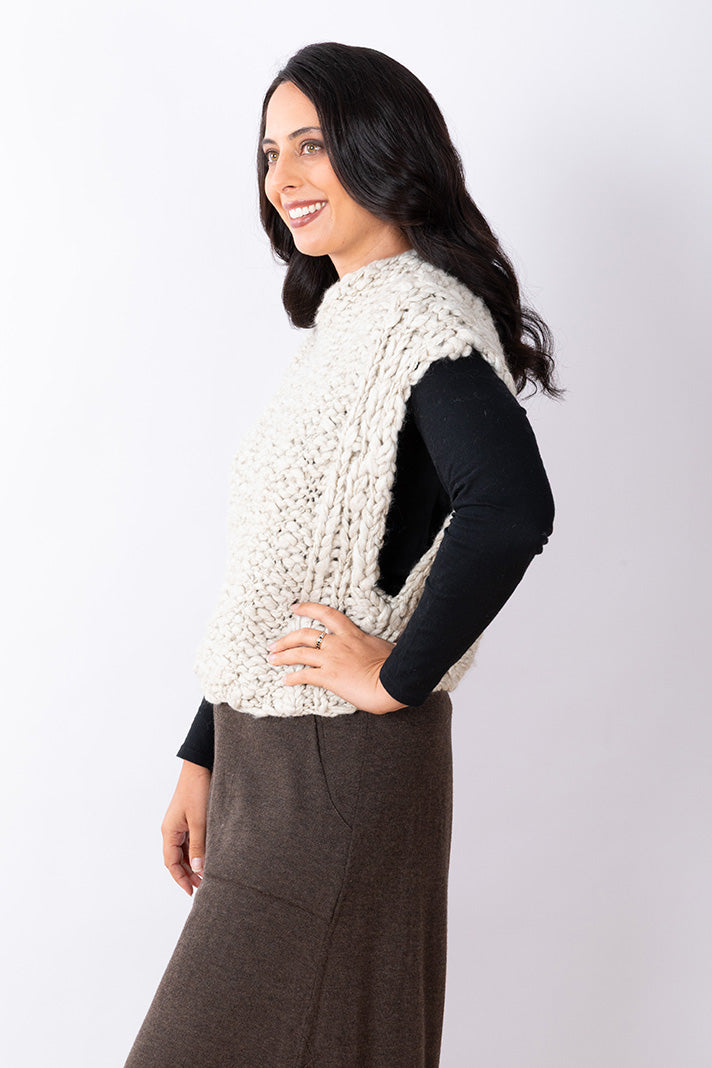 JJ Handknitted Vest Cream