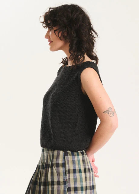 Olga Muse Vest Black