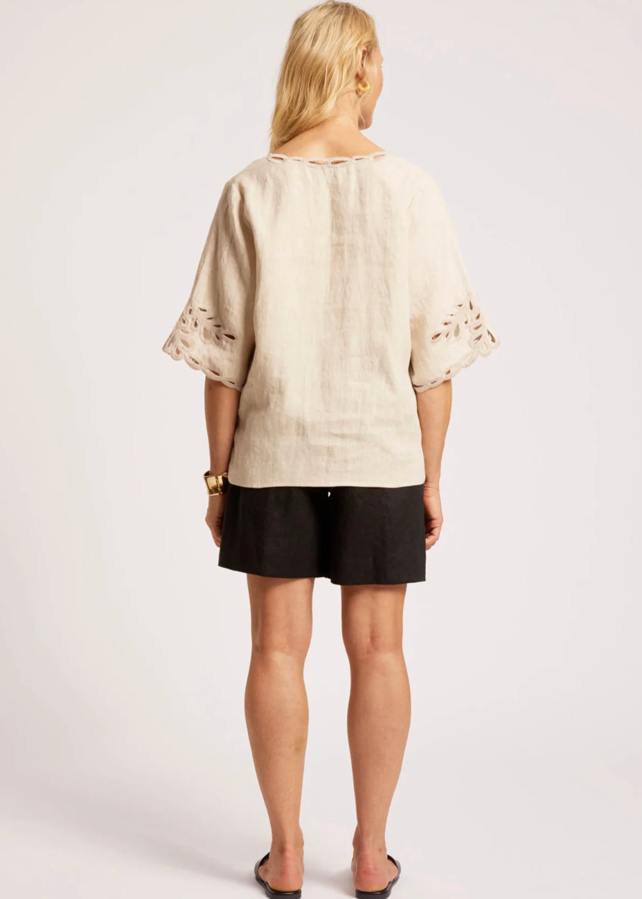 Eb & Ive Maris Top Tusk