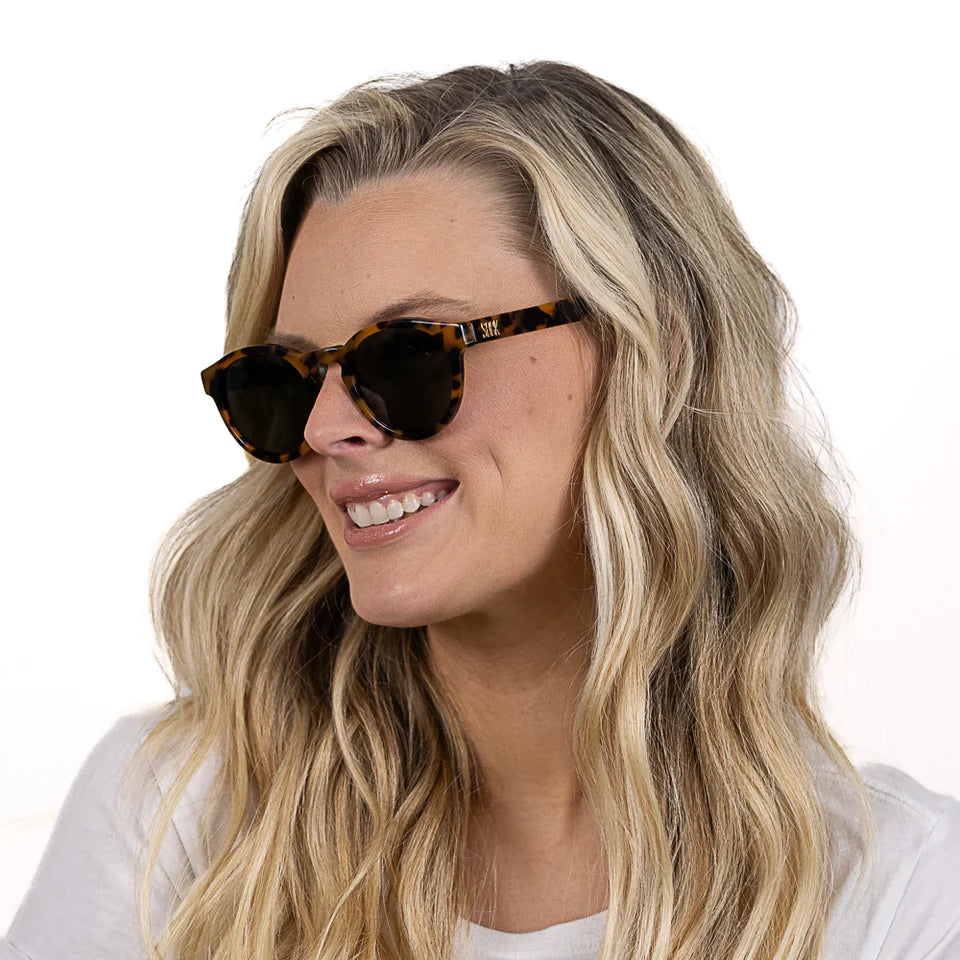 Soek Sunnies Otis Honey Tort